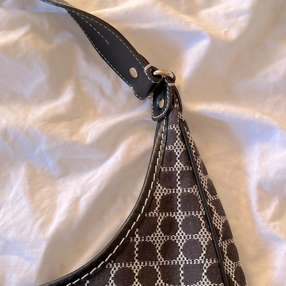 Black and White Kate Spade Shoulder Bag Purse Rounded - Picture 3 of 6